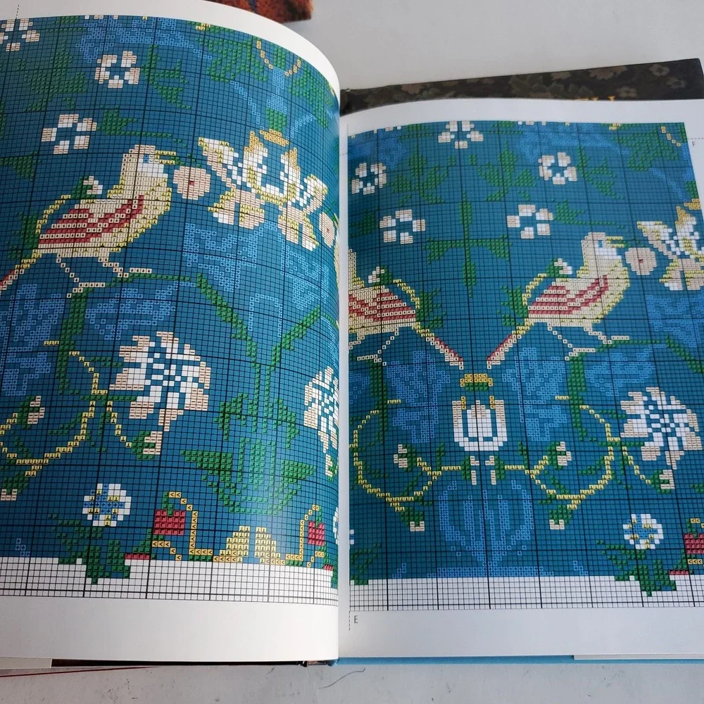 Group Of 4 Vintage Needlepoint Books For Needlework Includes Pattern Ehrman